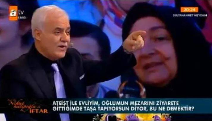 Nihat Hatipoğlu renkten renge girdi! Eşimin dayısı bana helal mi? Hatipoğlu'na şaşkınlıktan küçük dilini yutturan sorular... 10